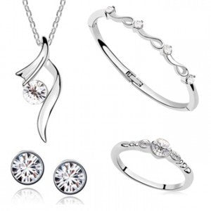 Fashion Austrian Crystal Pendant Necklace