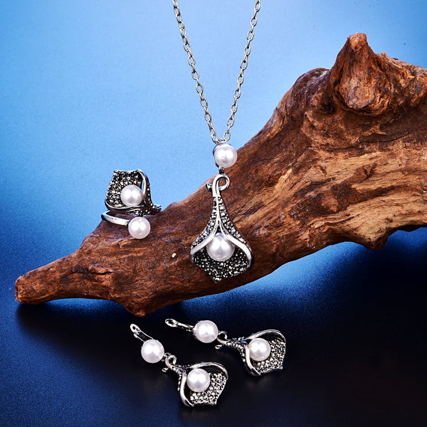 Women Retro Jewelry