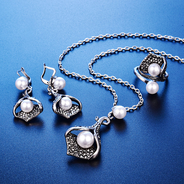Women Retro Jewelry