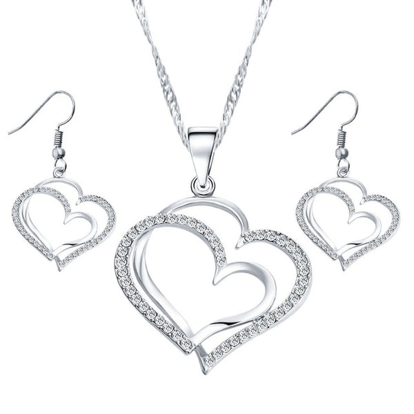 Romantic Heart Pattern Necklace Set